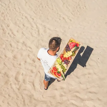 Vip Club Oazis Szálloda Napospart