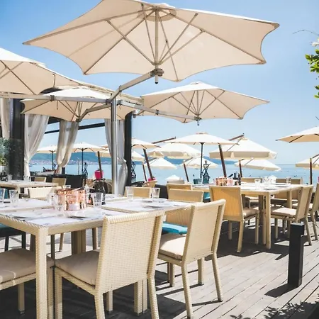 Vip Club Oazis Szálloda Napospart